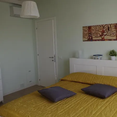 La Mansarda Di Lorenzo * Falconara Marittima